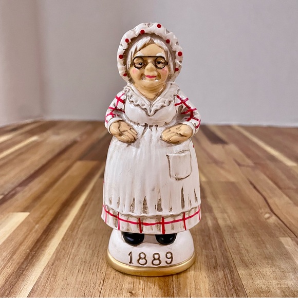 VTG Memories of Santa Christmas Collection Ornaments Hand Painted Earthenware - Picture 4 of 10